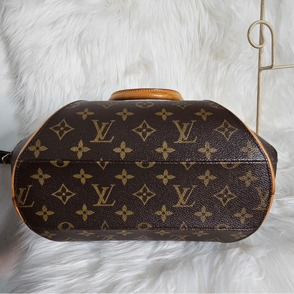 ELLIPSE MONOGRAM HANDBAG LOUIS VUITTON - Picture 4 of 13